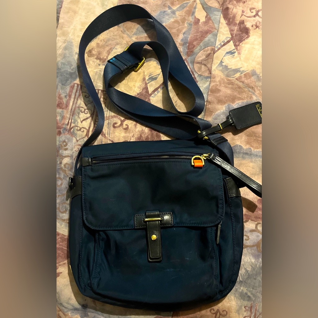 Tumi Navy Blue Nylon Messenger/Crossbody Bag